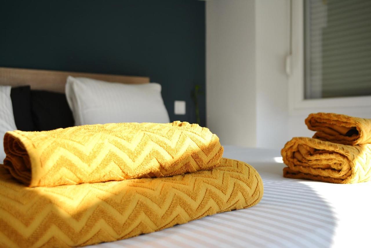 Bella Suite City Center, Parking Thessaloníki Exteriör bild